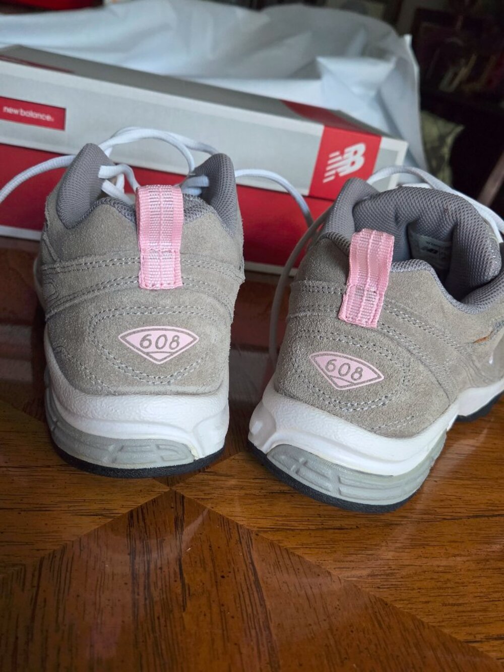 New Balance Woman's Model 608 Pink and Grey size 9.5 - Picture 6 of 9